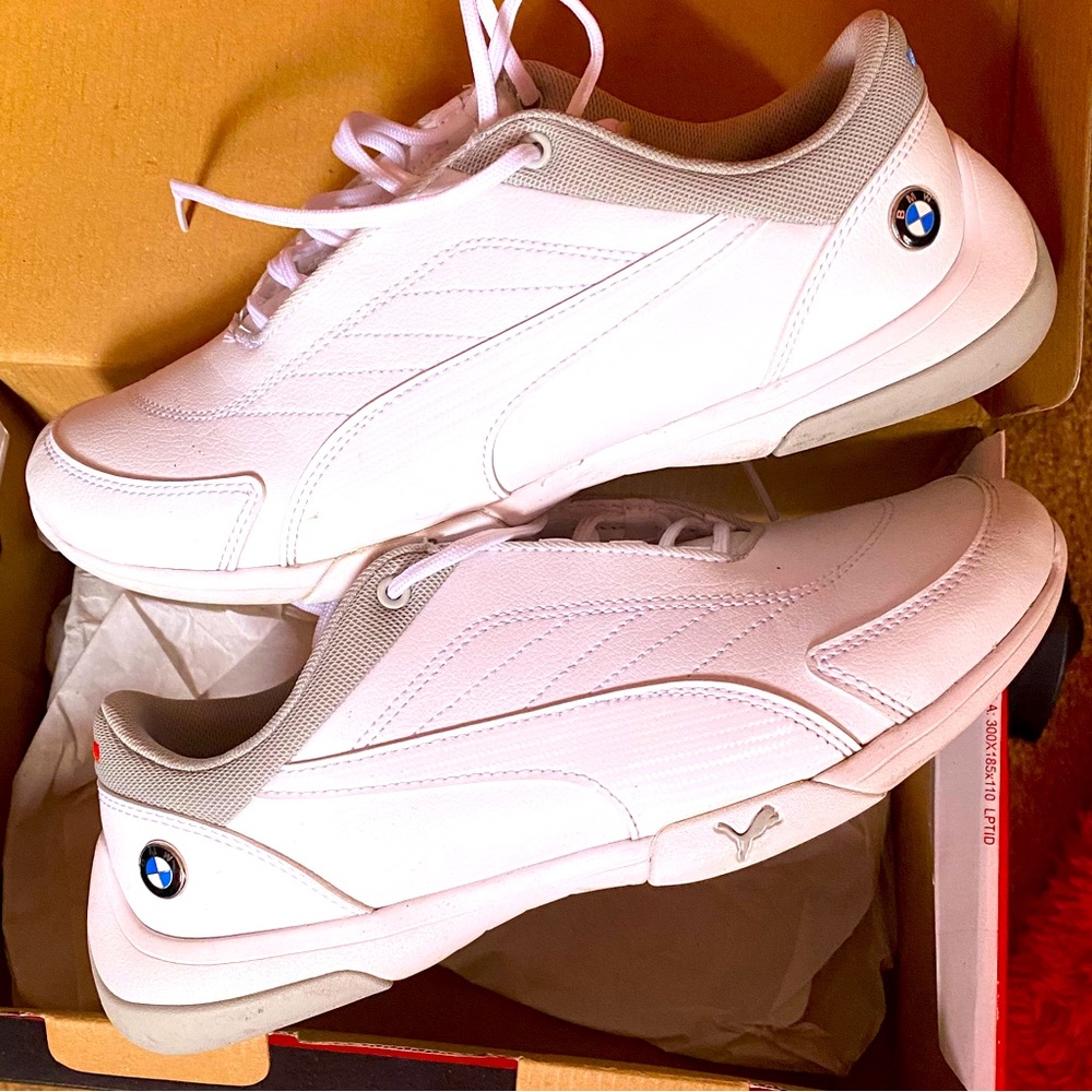 Size 6.5 in boys fits size 8 in women. BMWxPuma worn once